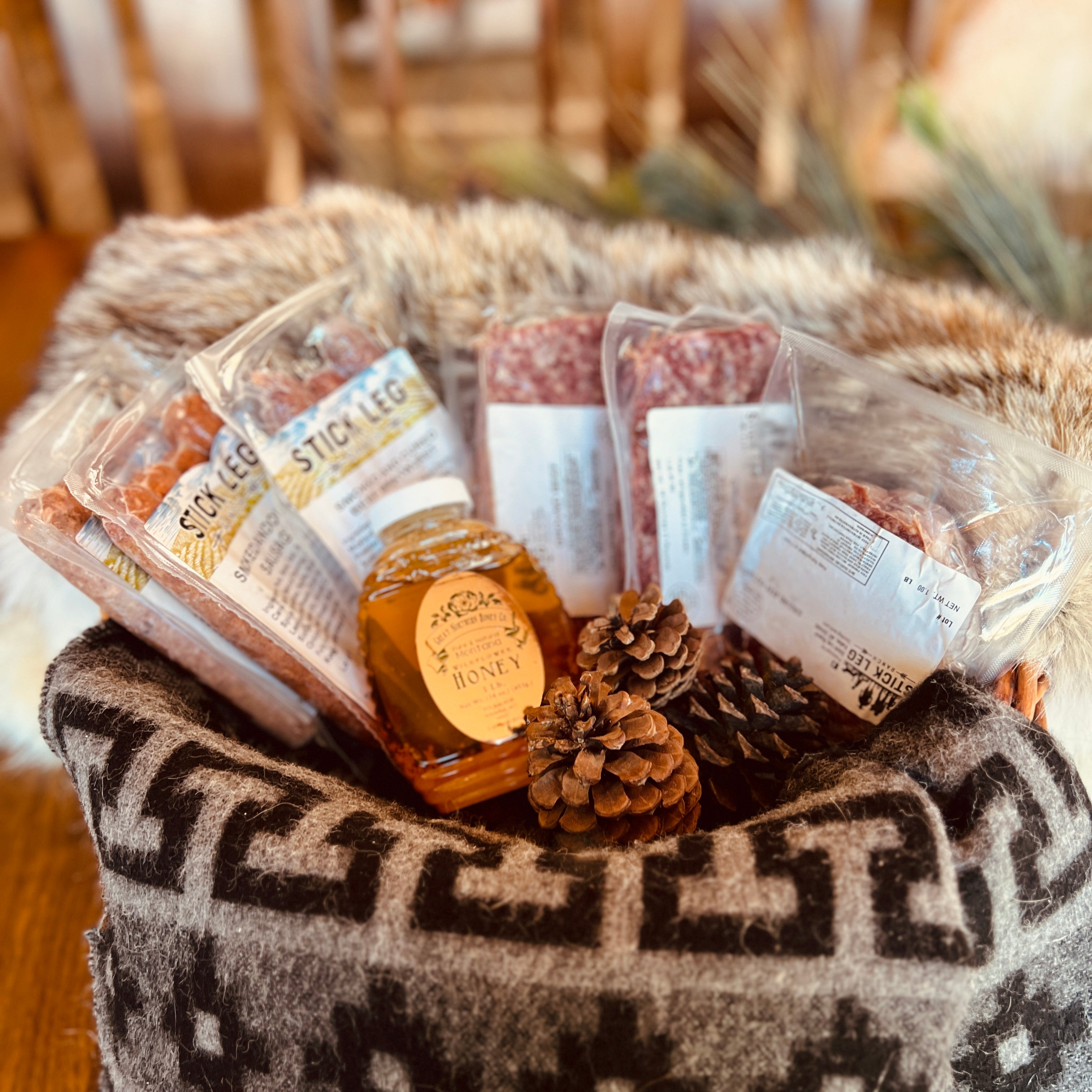 HOLIDAY BURGERS AND BRATS BOX